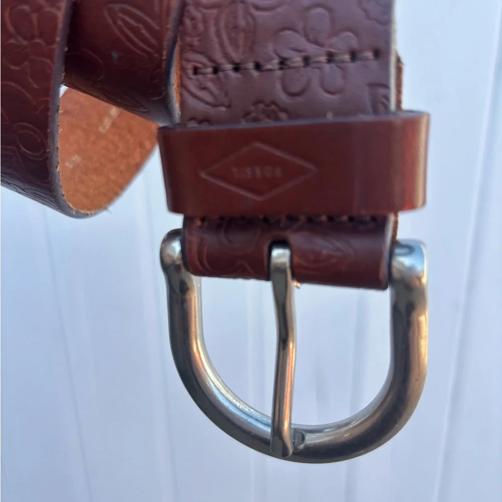 Fossil Tooled Embossed Genuine Leather Belt Flower Pattern Large